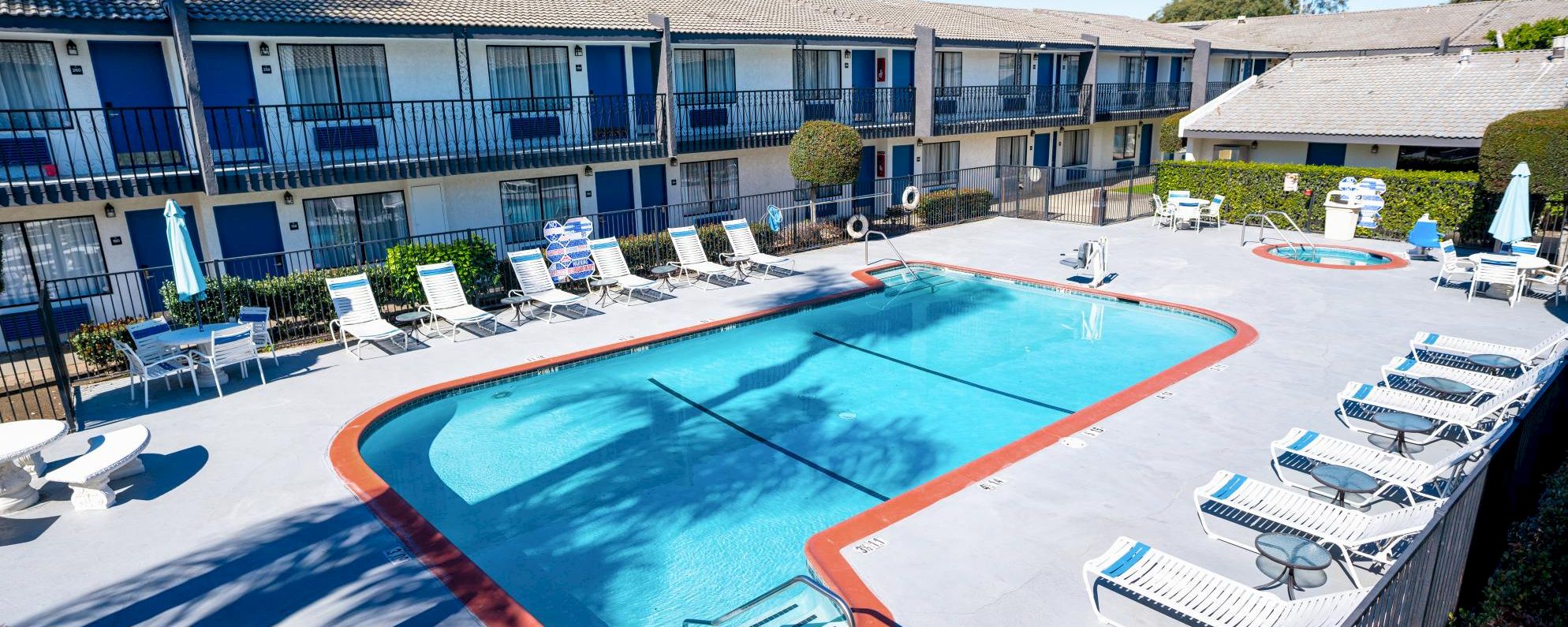 The Buena Park Hotel & Suites — gallery preview 2